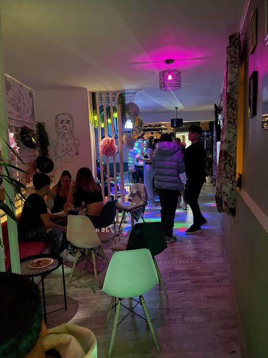 Locație  S6 zona Crangasi de inchiriat pentru petreceri private