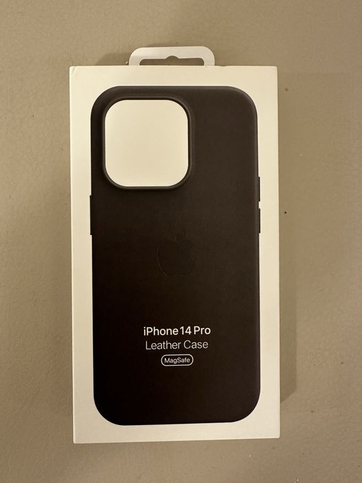 Husa piele iPhone 14 Pro