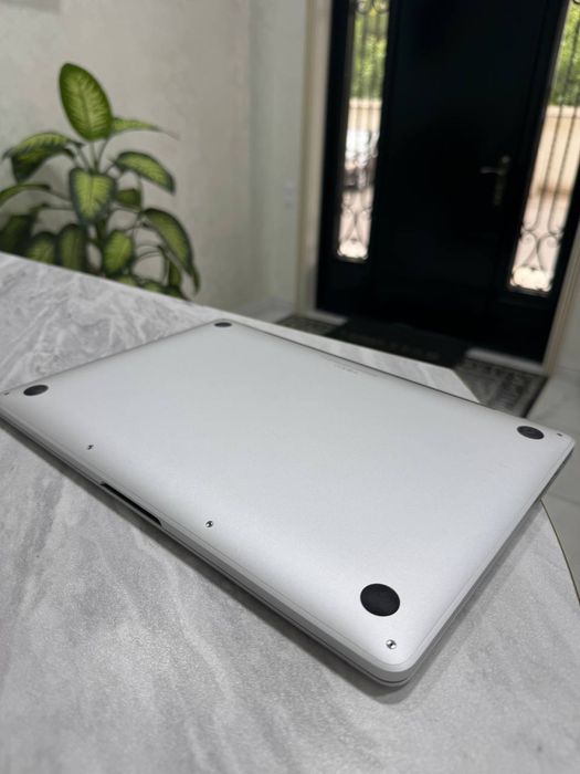 Macbook pro M1 8/512