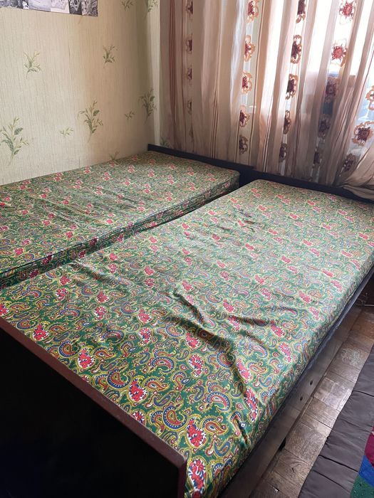 Две кровати полуторки