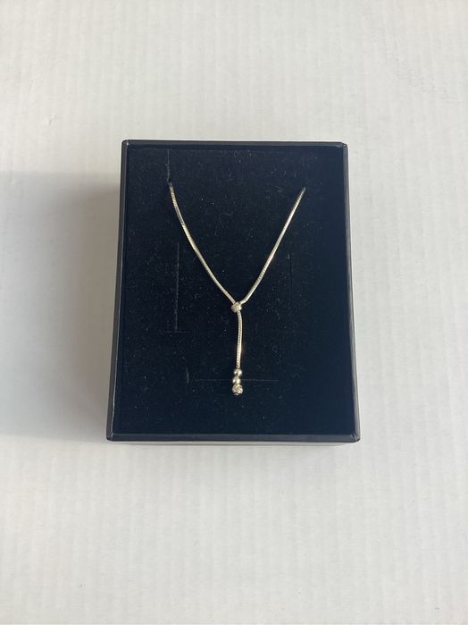 Дълго Регулеруемо Сребърно Колие с Висулка. За тоалети:Дълбоко Деколте