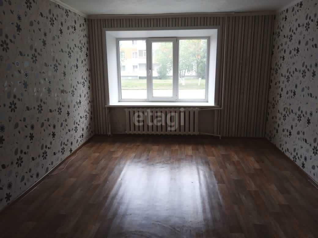 Продам 1-а ком кв 7 мкр.