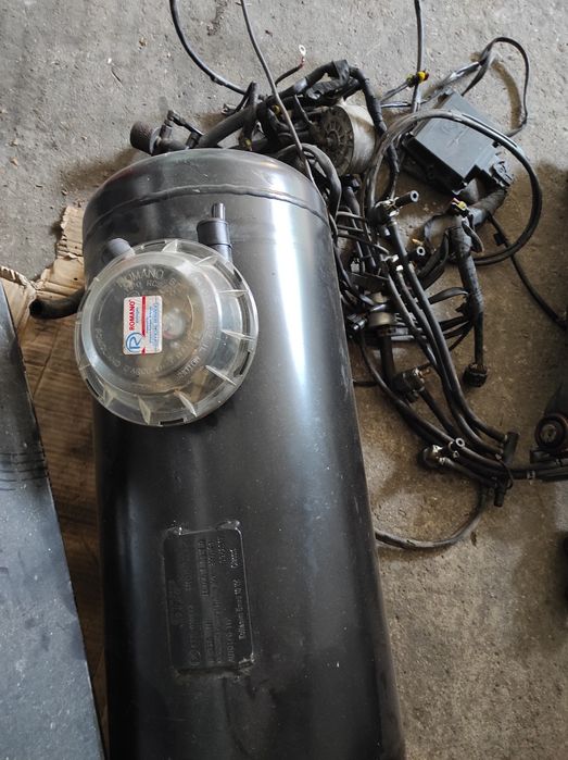 Продавам комплект газова уредба ROMANO