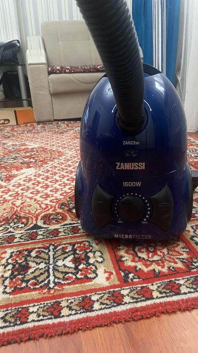 Пылесос      Zanussi