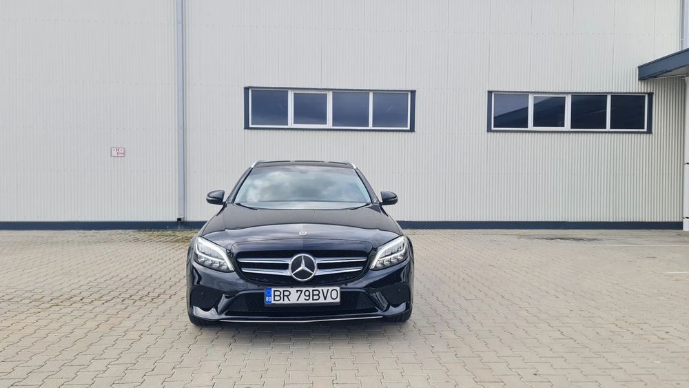 Mercedes-Benz C C200,160 cp, fab 2019, proprietar, revizii la timp