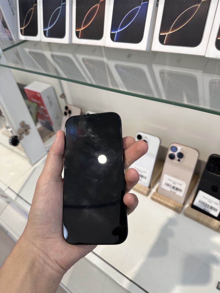 iPhone 16pro на идеольном состаянии