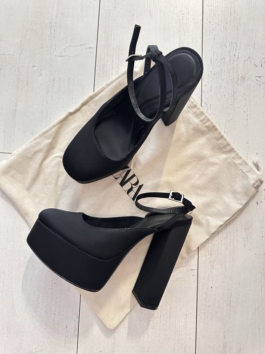 Stradivarius ботуши гумени 38 / Zara обувки на висок ток