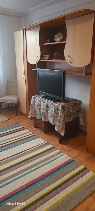 Închiriez garsonieră complet mobilată și utilată.