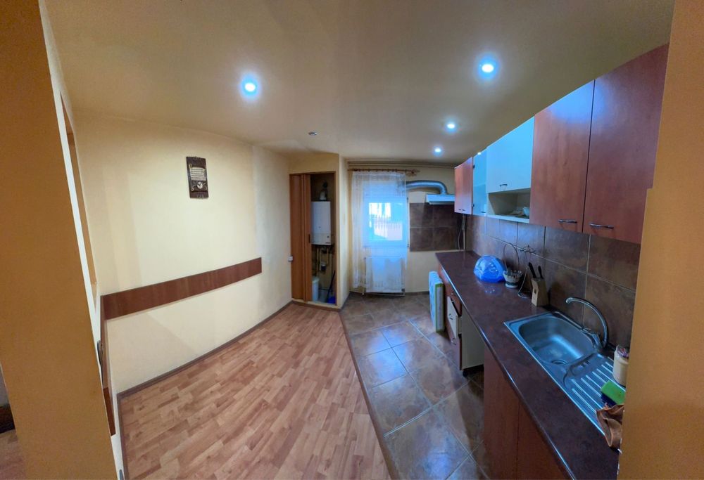 Apartament 4 camere