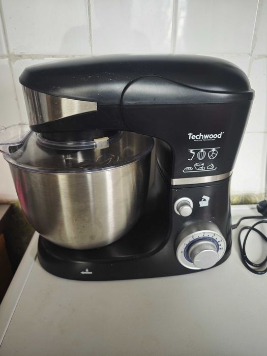 Планетарен миксер Techwood