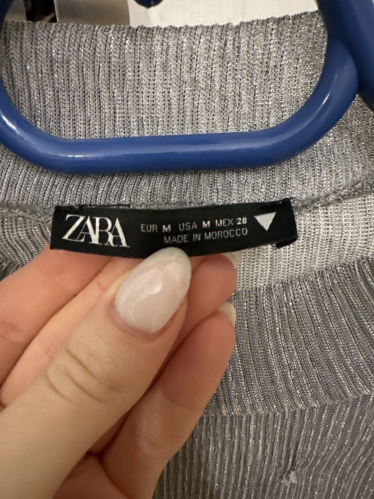 Сребриста рокля от Zara