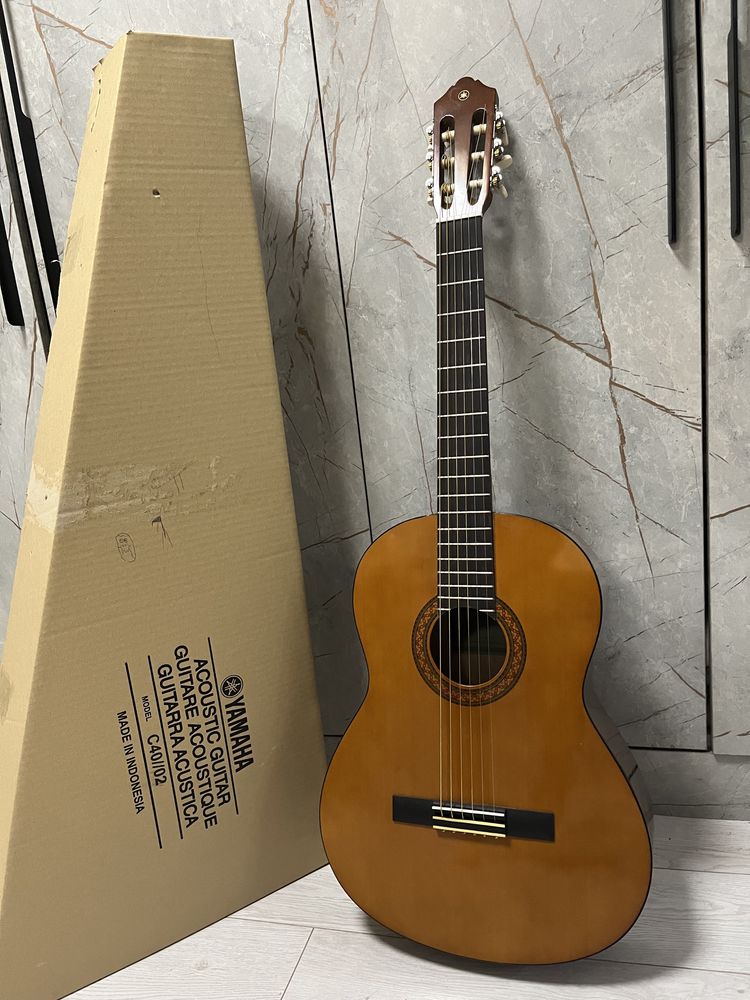 Гитара Yamaha C40/2