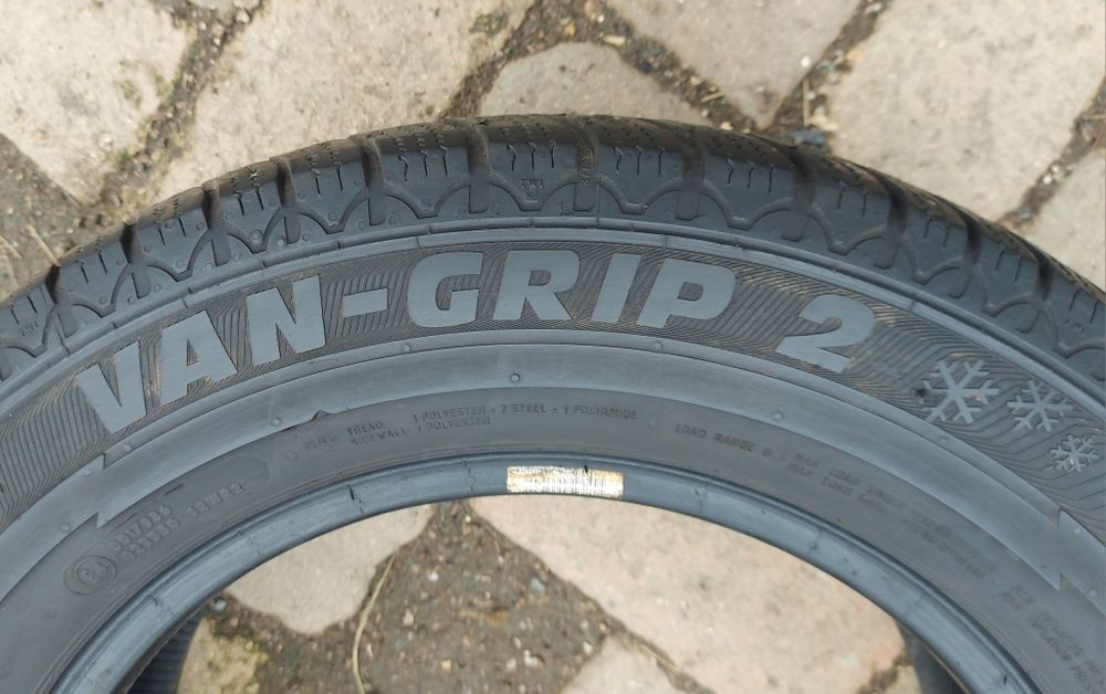 Set 2buc 215/65 R16C 109/107R Semperit Van-Grip 2 M+S iarnă
