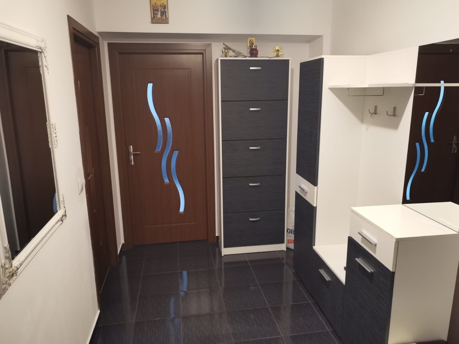 Apartament decomandat Bloc Nou etaj 1 Colina Măgurii 64 mp utili