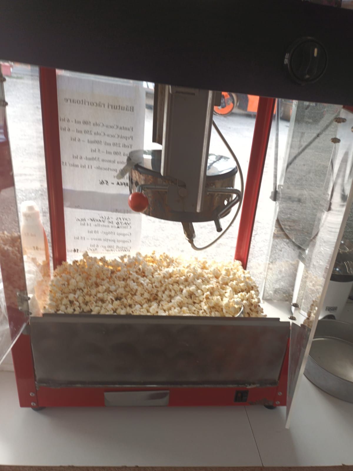 Vând mașină popcorn