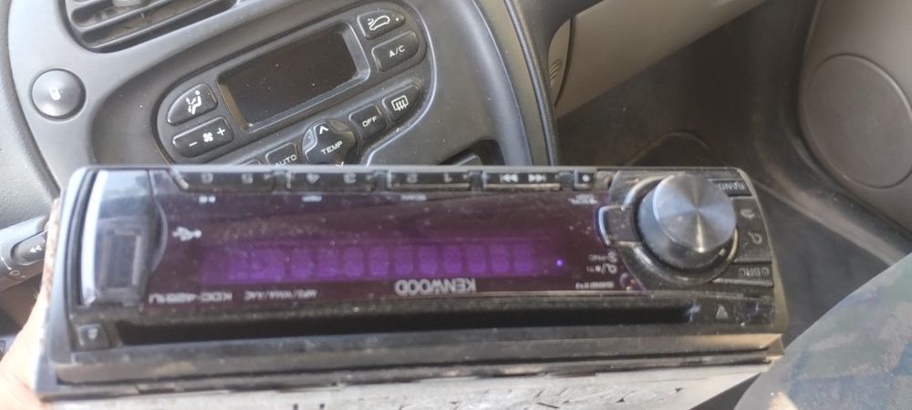 Kenvod cd MP3 usb