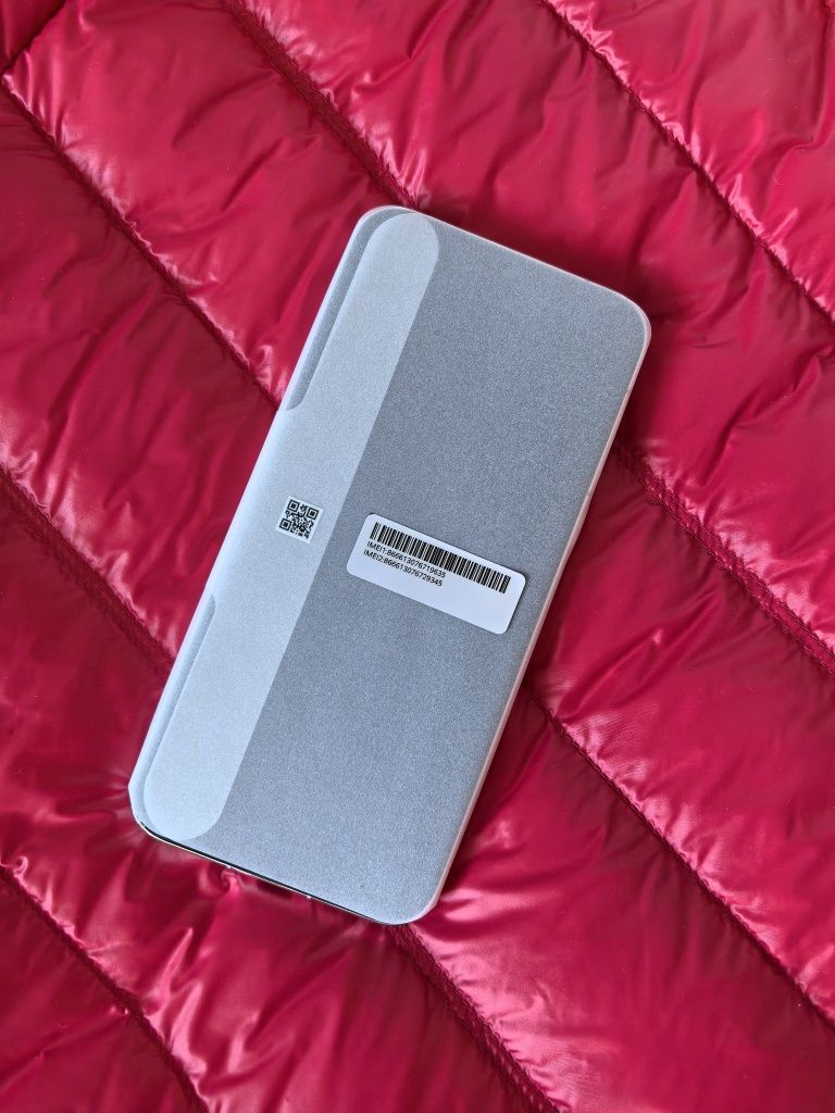 Невключван Huawei pura 70 с 3 години гаранция!