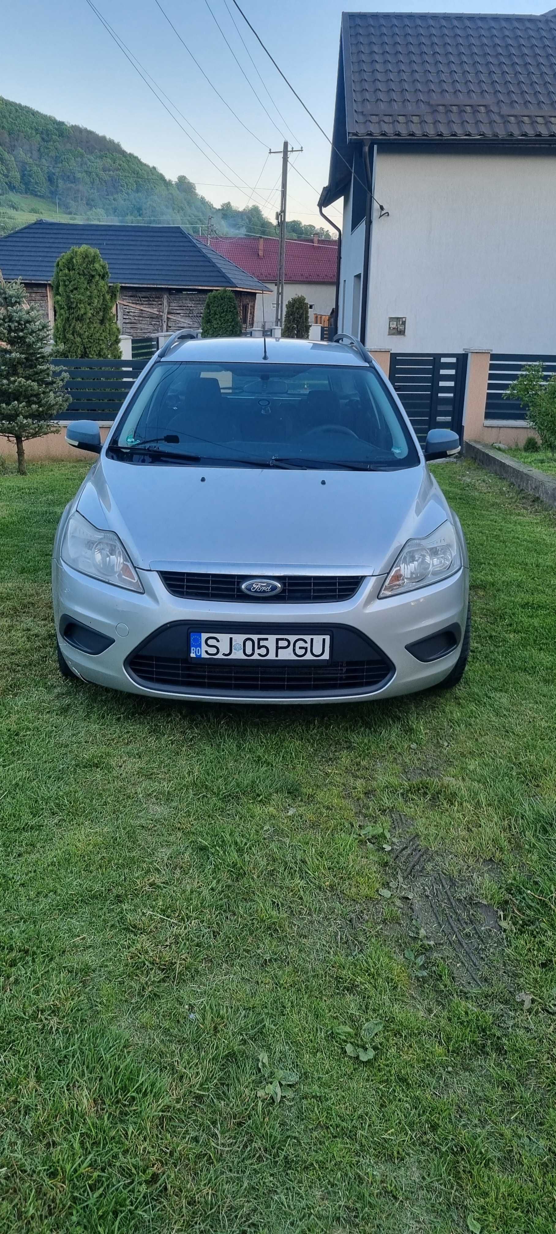 Vând Ford Focus 1.6 tdci