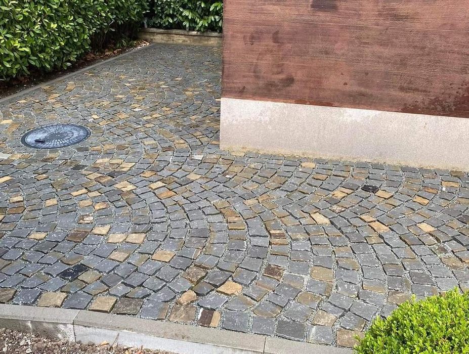 Piatră cubică Andezit, mă deplasez oriunde in Țara