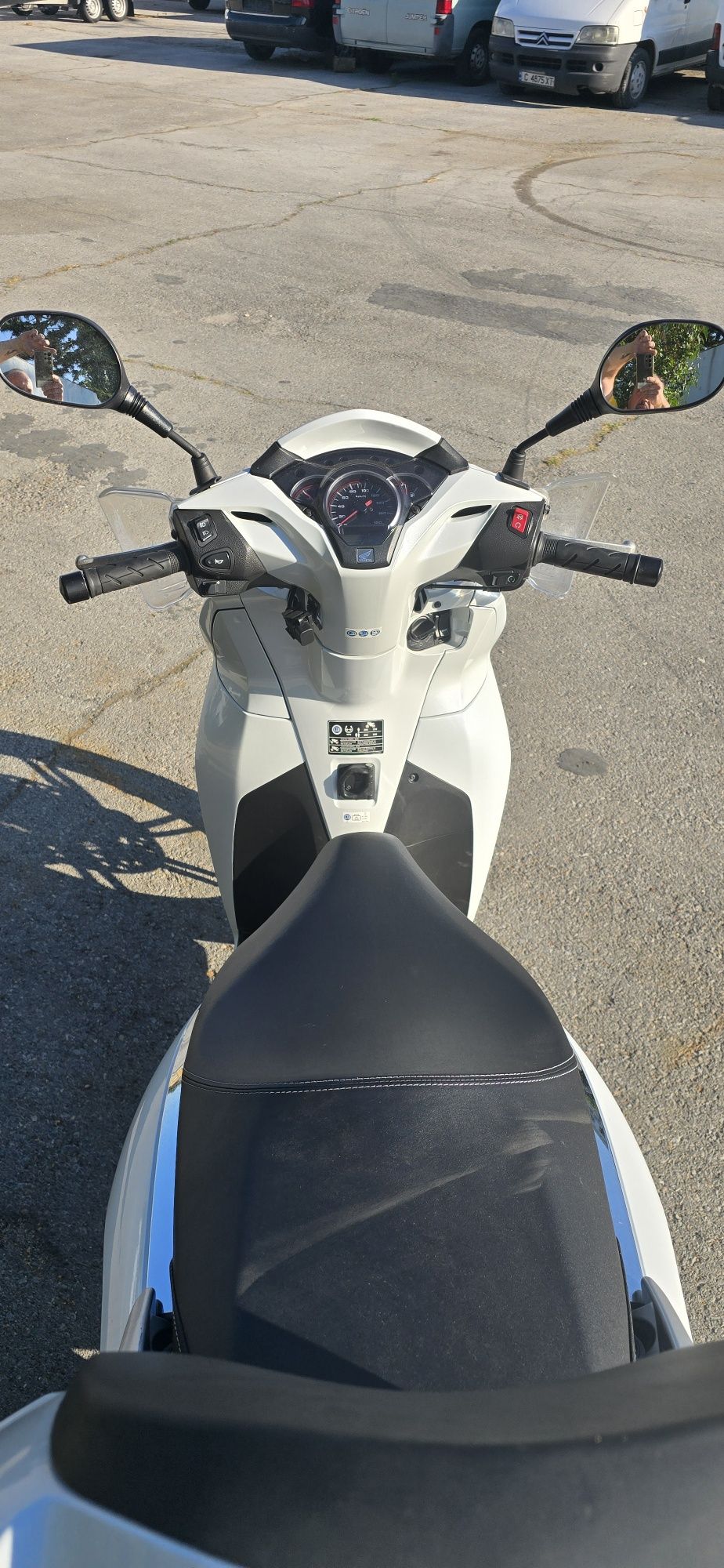 Скутер Honda SH-300i