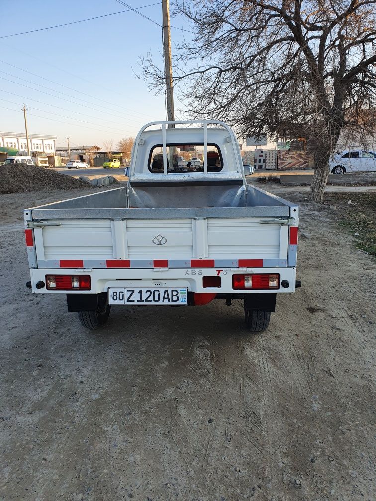 Changan мини грузовик метан гази бор .пробег 14000 км