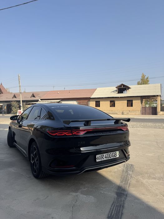 Byd Han Honor Edition 605 srochna sotiladi