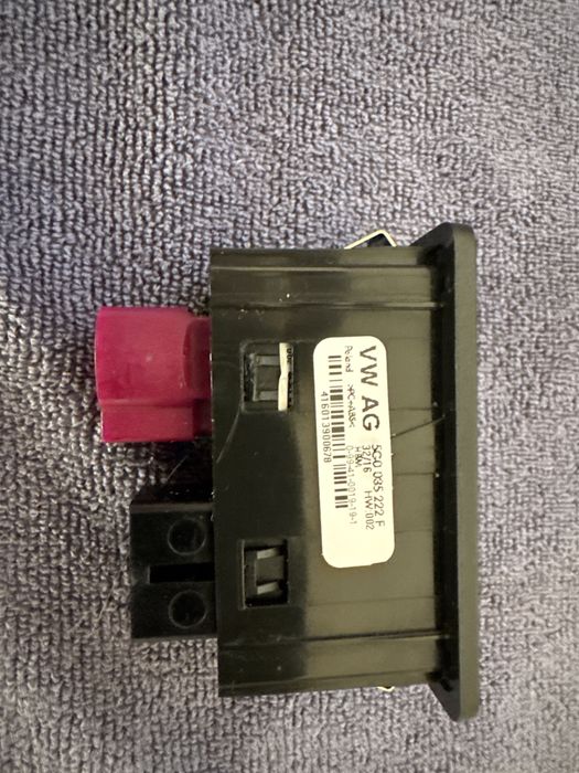 Mufa USB VAG 5G0 035 222 F