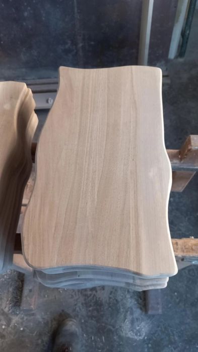 Дъска за рязане/ Плато за сервиране от масивна дървесина!