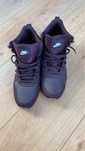 Adidasi Nike noi