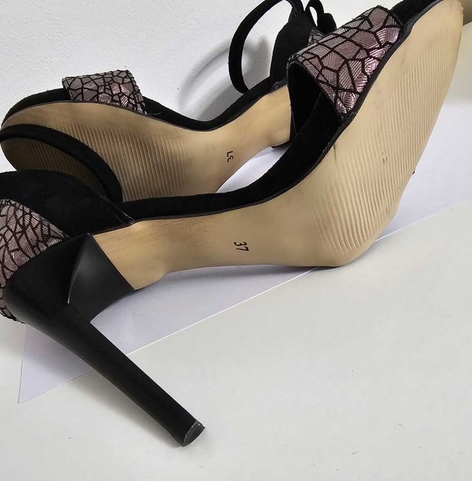 Sandale dama Karino negre cu decoratiuni argintii-bronz , 37