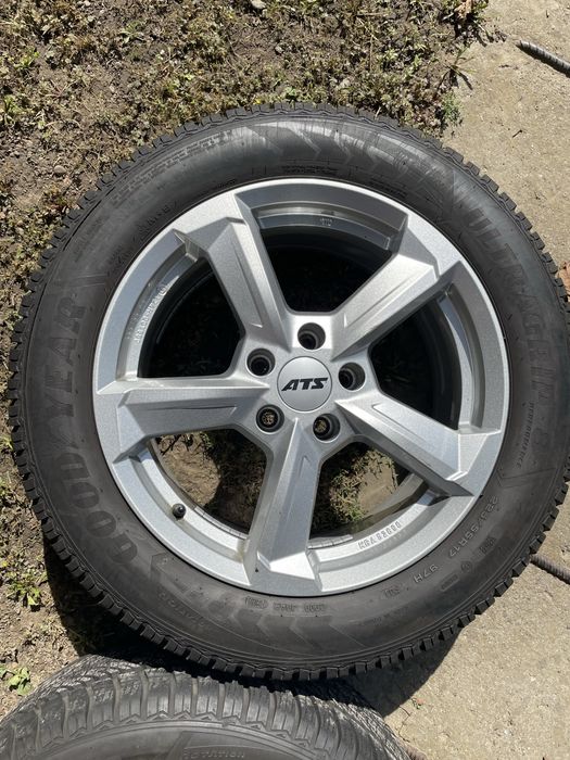 Jante 17 cu Cauciucuri iarna Good Year 225/55/R17 DOT 22