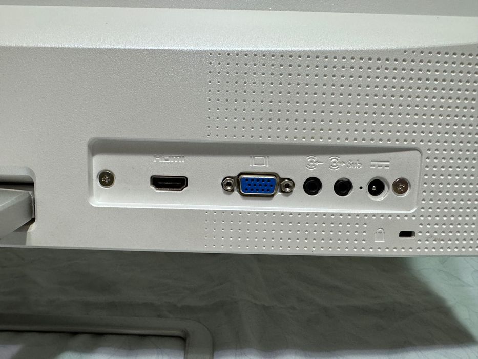 HP монитор x6w26aa