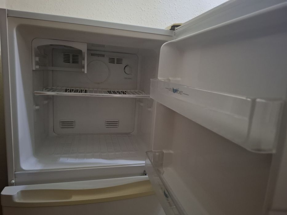 Холодильник Samsung