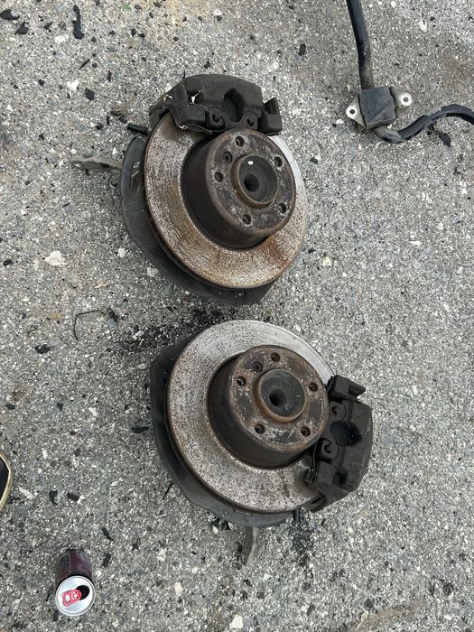 Бмв е39 части рейка амортисьори и др.