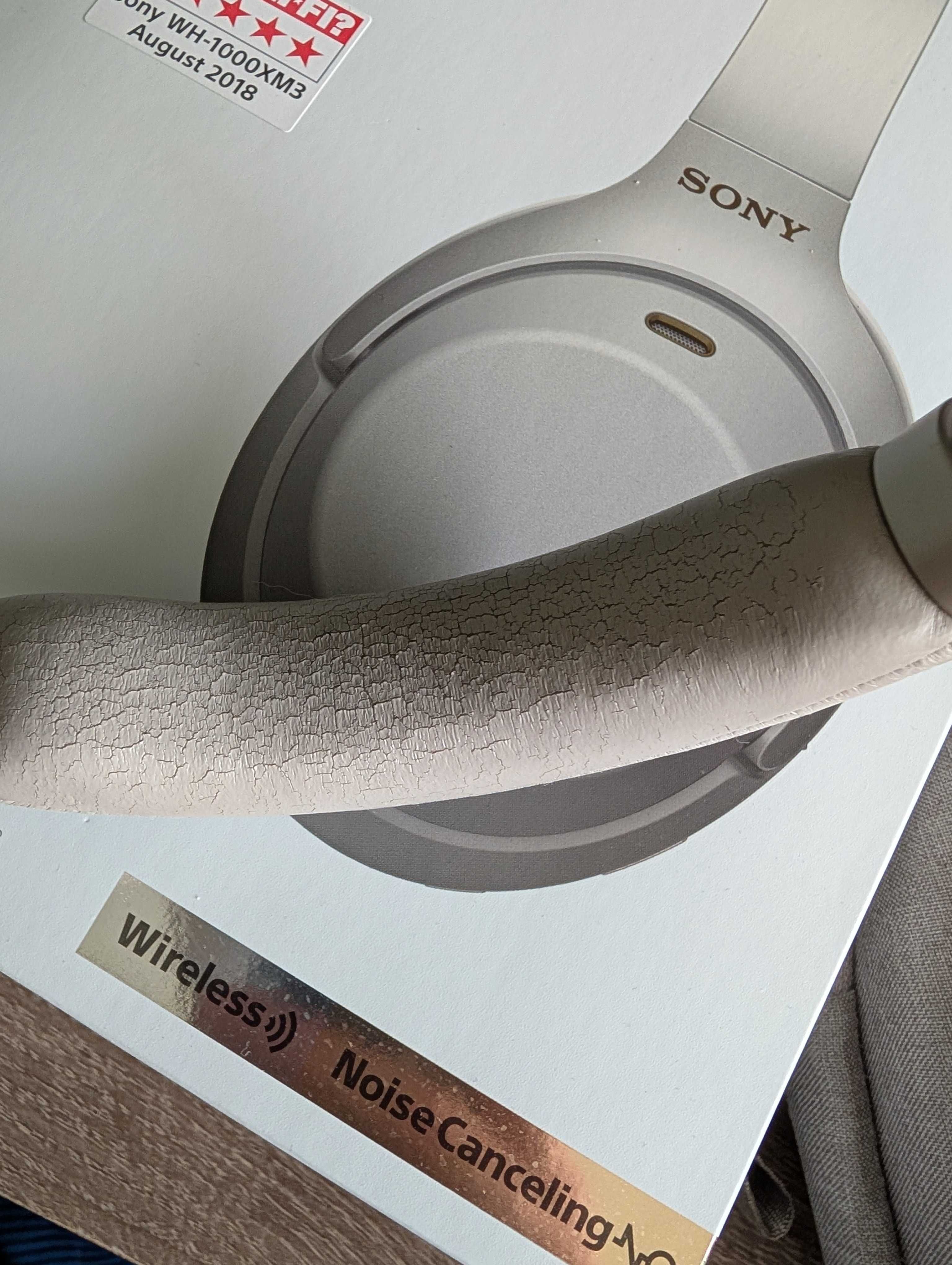 sony wh1000xm3 безжични слушалки