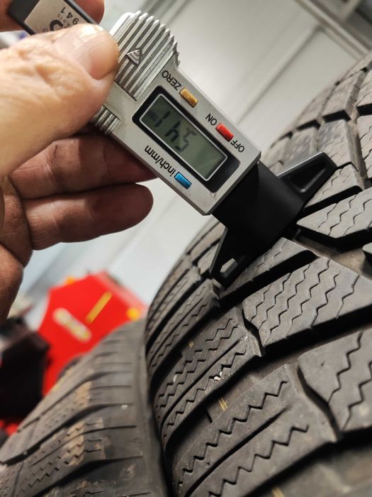 4бр.зимни гуми 255/50/19 Bridgestone