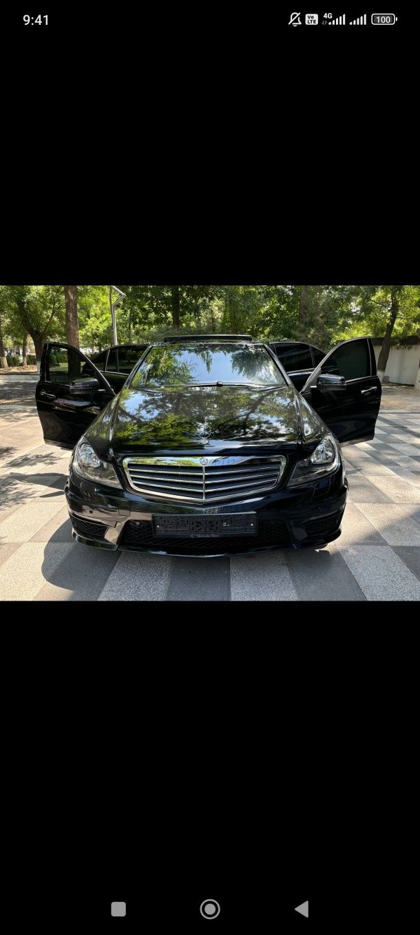 Продаётся автомобиль мерседес бенс с 250.