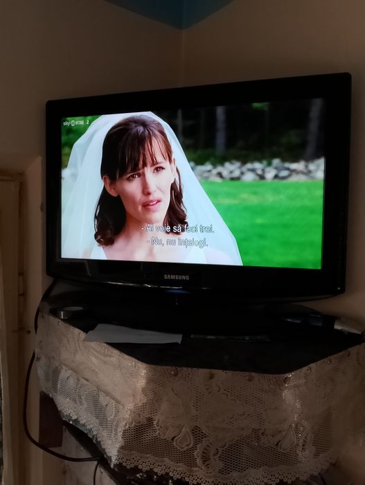 Vând receptor pentru cablu Amiko,decodează toată grila Digi cablu