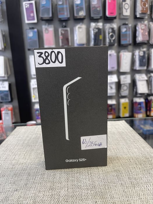 S25 plus 12/256 gb