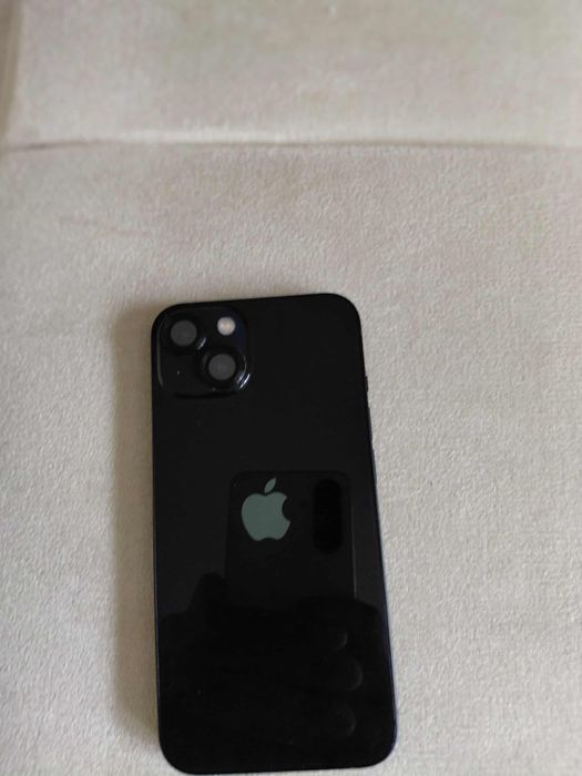 Продава се Iphone 13