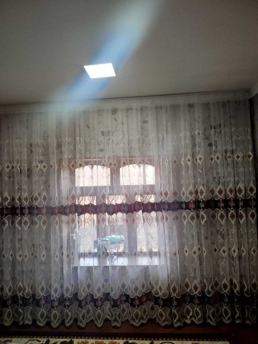 8 sotixli Uy sotiladi Bostonliq tumani