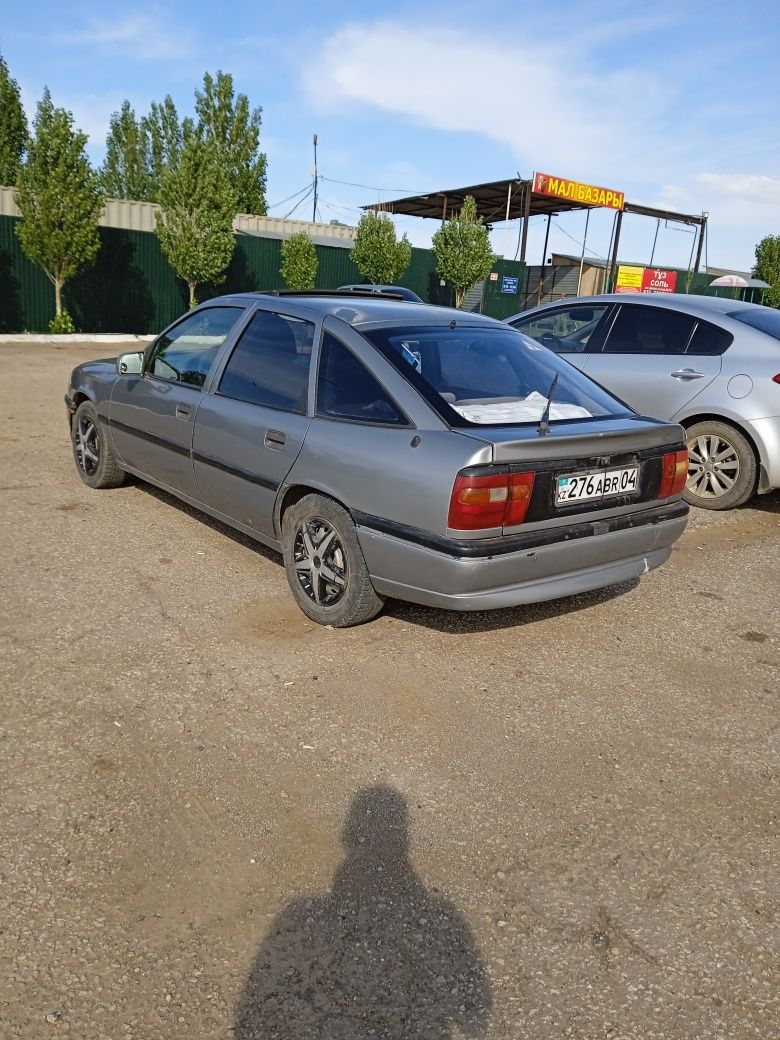 Opel Vectra a сатылады