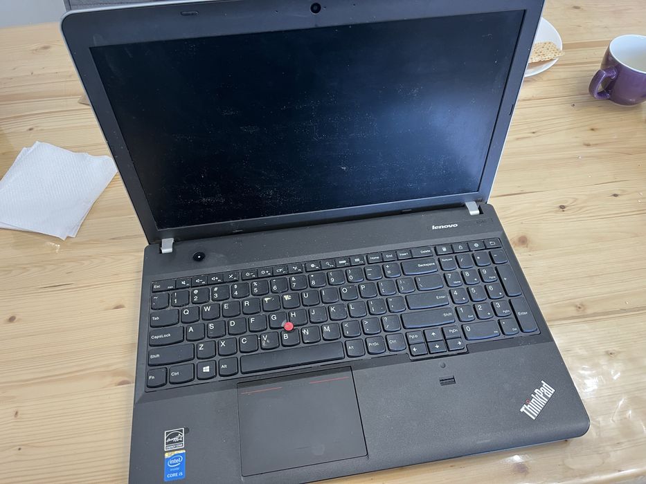 Lenovo ThinkPad E540 не включается