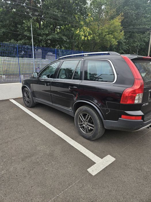 Vând Volvo XC90 2011 2.4 D5 7 locroti vara si iarnanoi/schimb auto mic