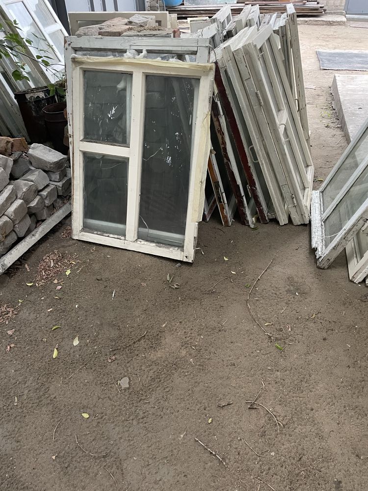 Продам рамы деревяные.