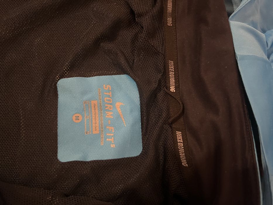 Geaca Nike storm mar M