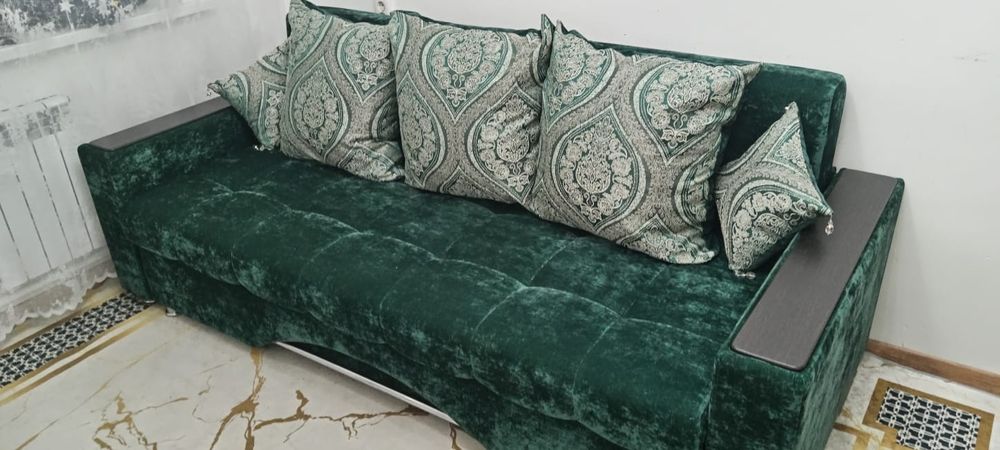 Продам диван в новом состоянии