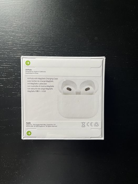 AirPods (3rd Generation)