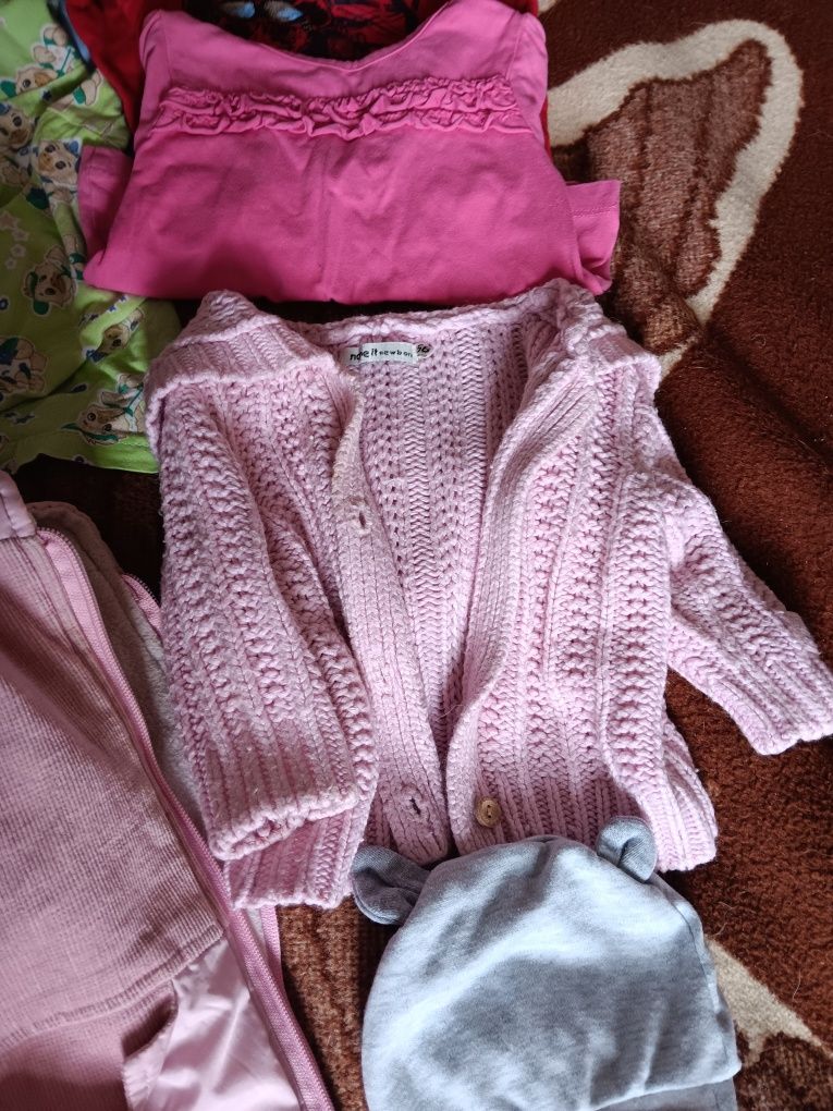 ЛОТ - Бебешки дрехи - 0-3 м. + подарък