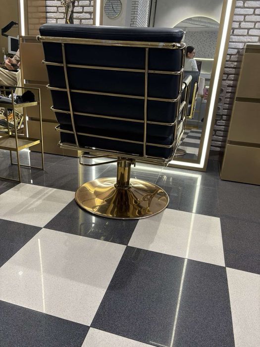 Фризьорски столове